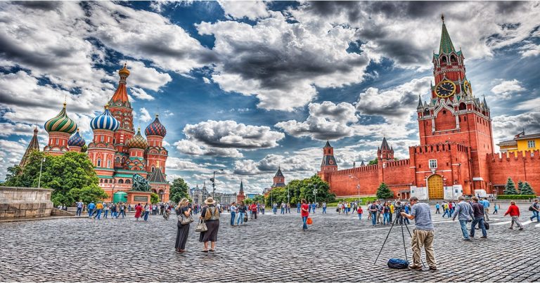 موسكو 8 أيام